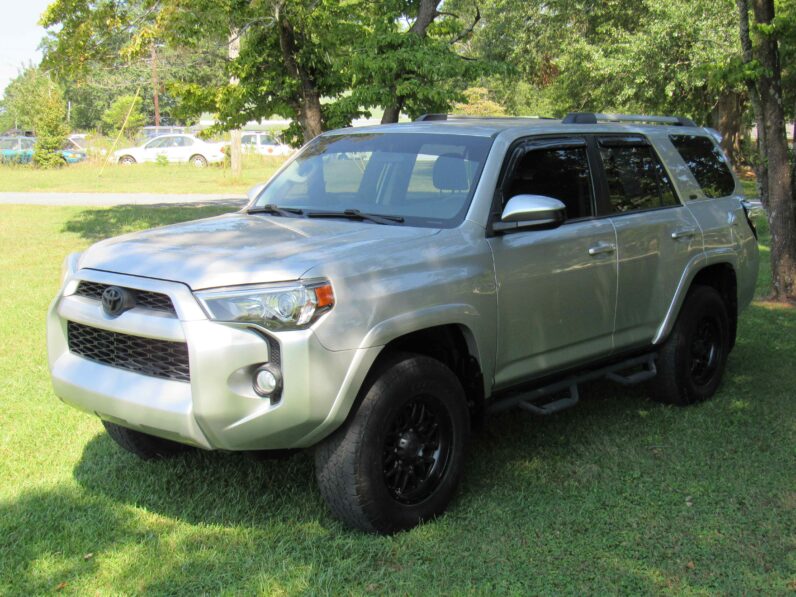 2019 Toyota 4 Runner SR5