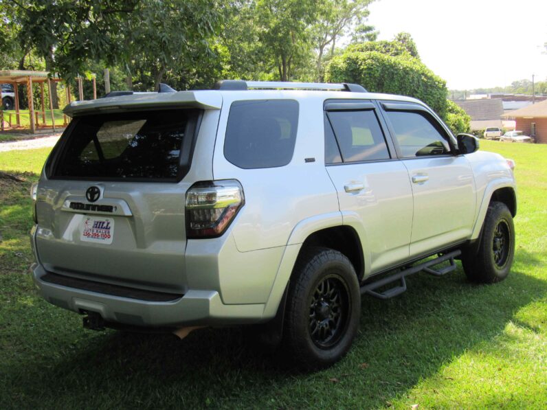 2019 Toyota 4 Runner SR5